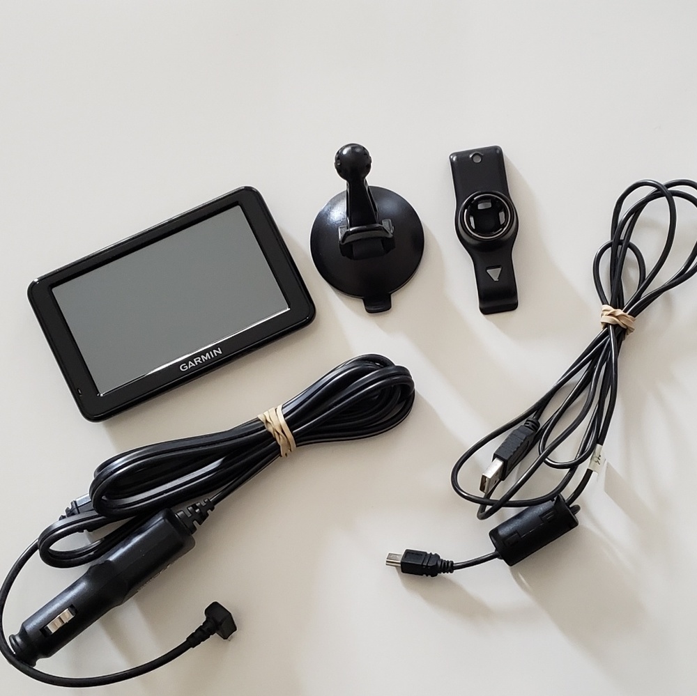 Garmin's nuvi 2455LM GPS navigation for car